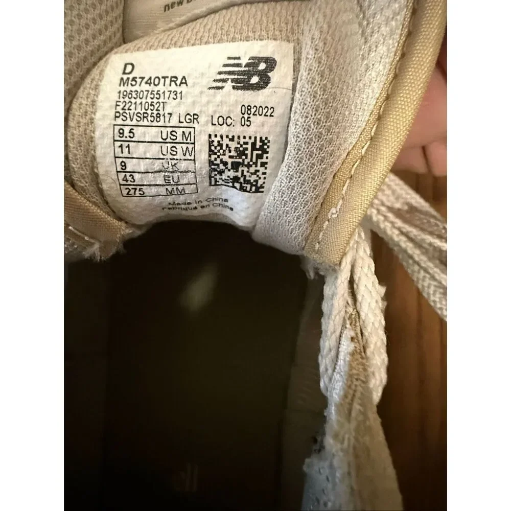 New Balance 57/40 sz 9.5